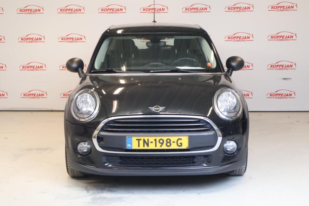 Mini One mini 1.5 first salt nl auto,btw, carplay, allseason, cruise