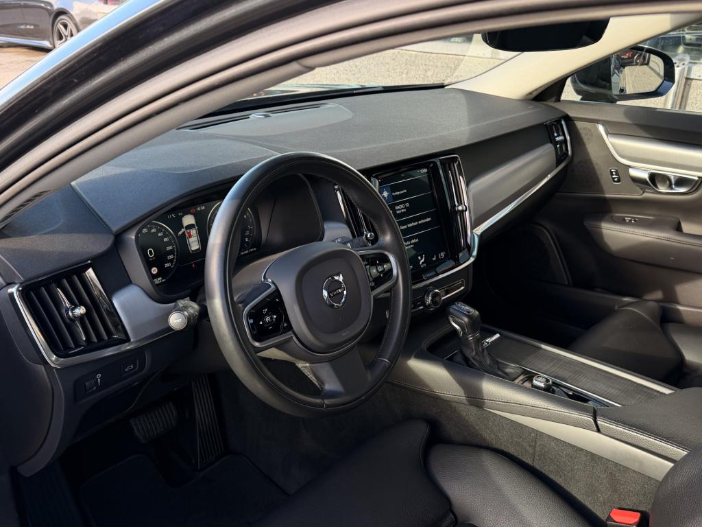 Volvo V90 2.0 t4 momentum | apple carplay | acc | elek. trekhaak | stoel/st