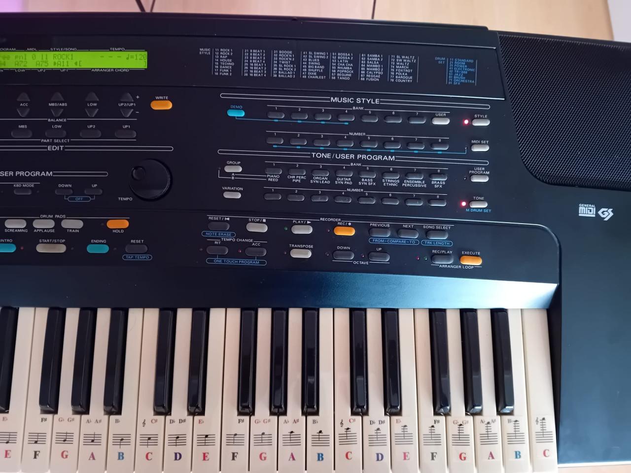 Roland E-86 intelligent synthesizer