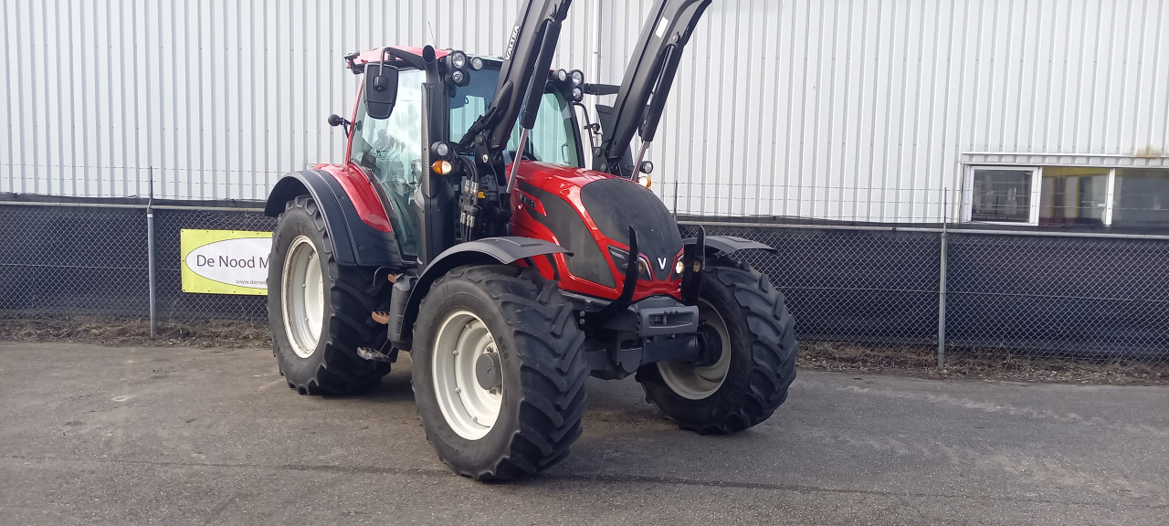 Valtra N114