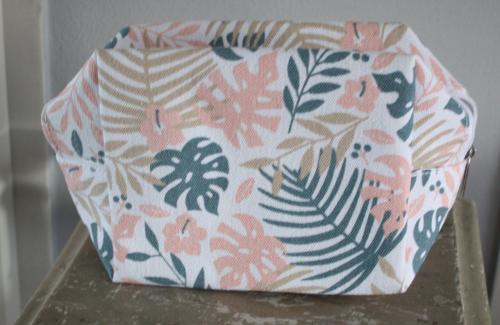 Nieuw toillettasje blader print