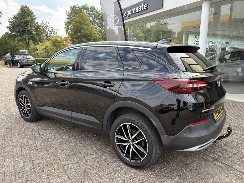 Opel Grandland X 1.2 turbo innovation