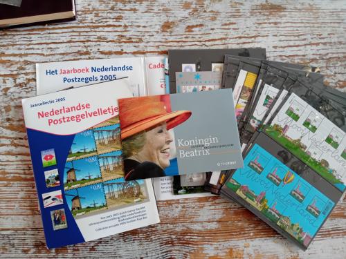 Postzegels  jaargang 2005