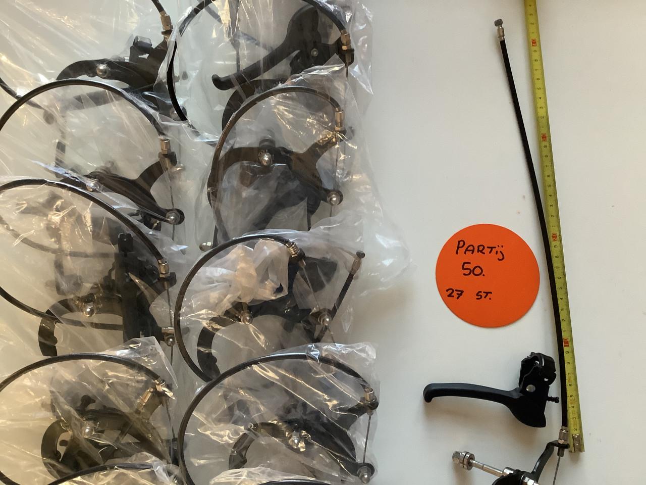 Partij knijpremsetjes voor 12 inch fietsjes. ( partij 50)