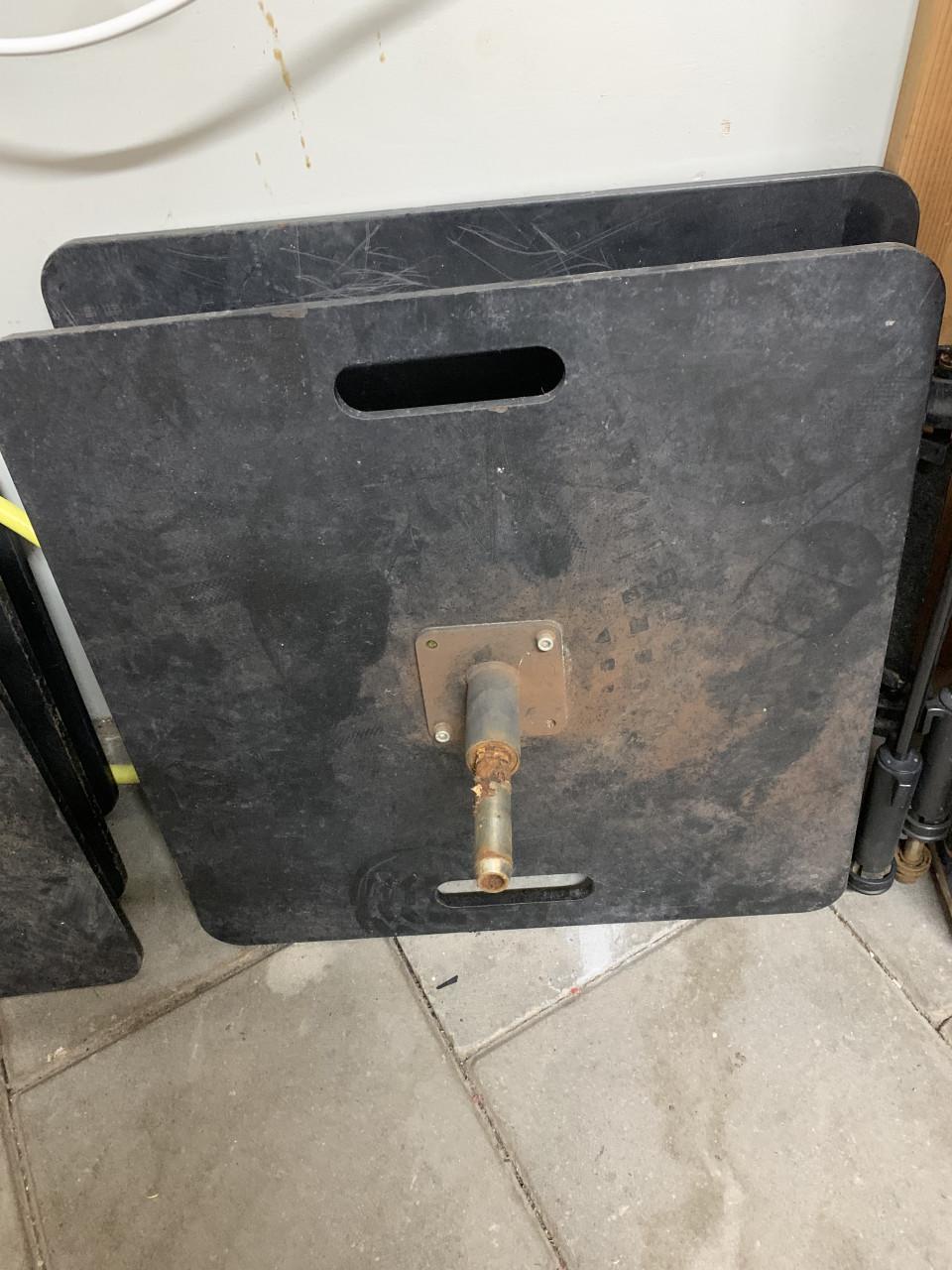 HOUDER voor Beachvlag - GRONDPLAAT (4 kg)