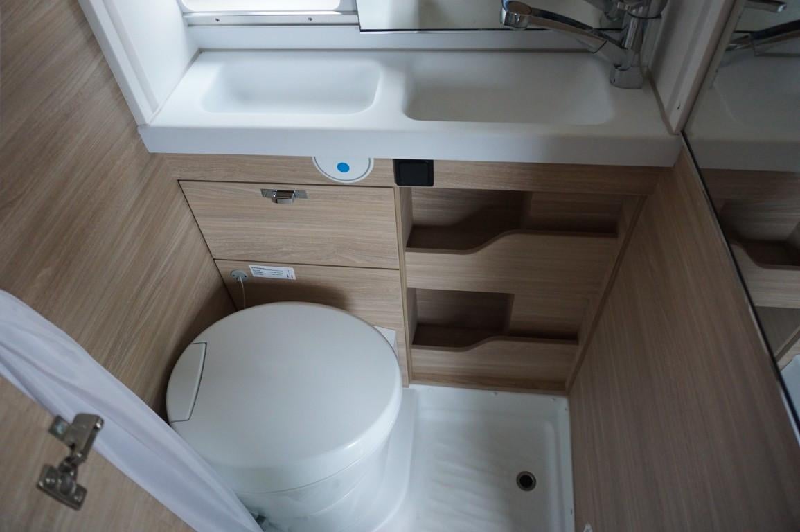 Knaus Boxstar Freeway 630ME Hi Roof 2021 met 35.000km Automaat!