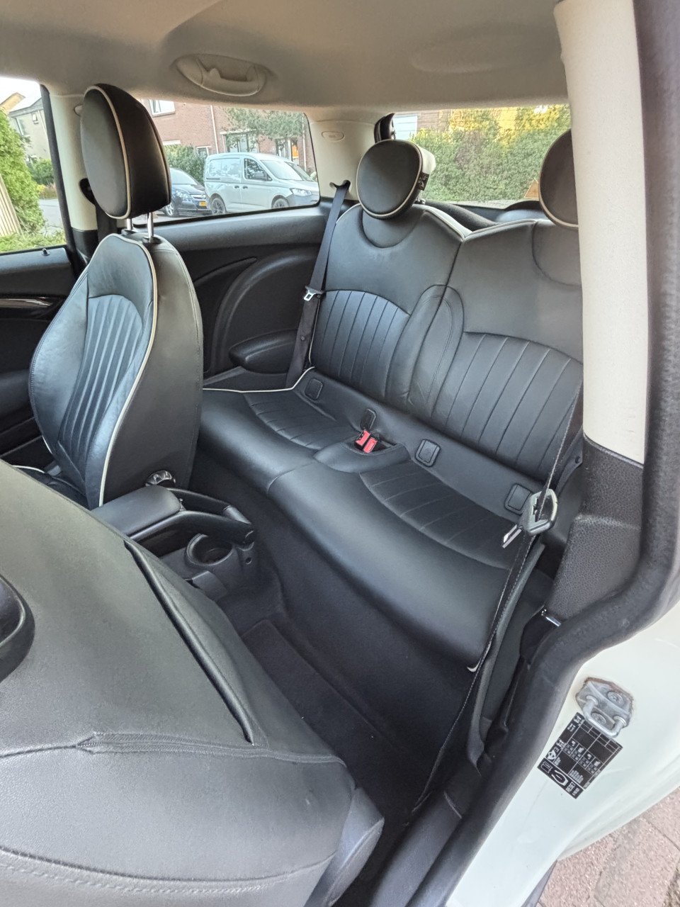 Mini Cooper 2011 (10 years edition)