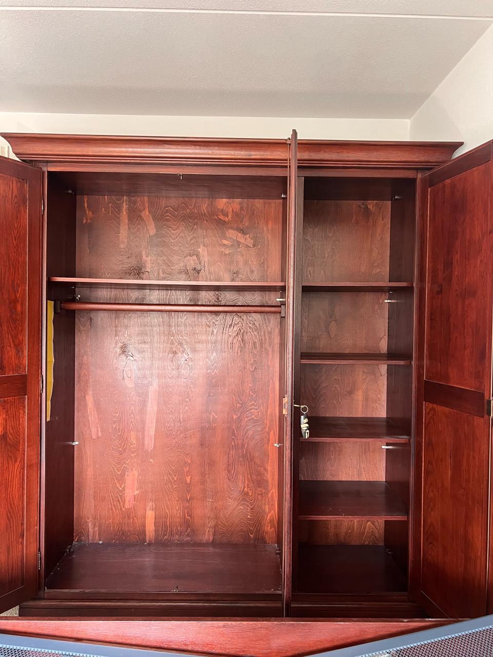 SET kasten en bed + nachtkastjes (evt. ook apart te koop)