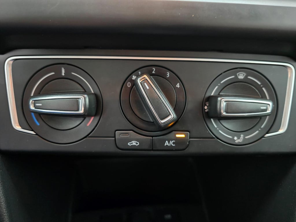 Volkswagen Polo occasion automaat 1.2 tsi highline prachtuitvoering | tweed