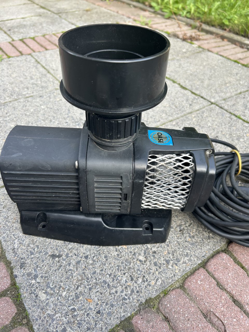 Te koop oase optimax 10000 sterke en zuinige Vijverpomp en 10000 lpu