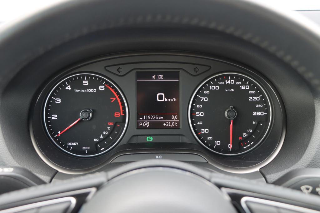 Audi Q2 30 tfsi design s-tronic 115pk