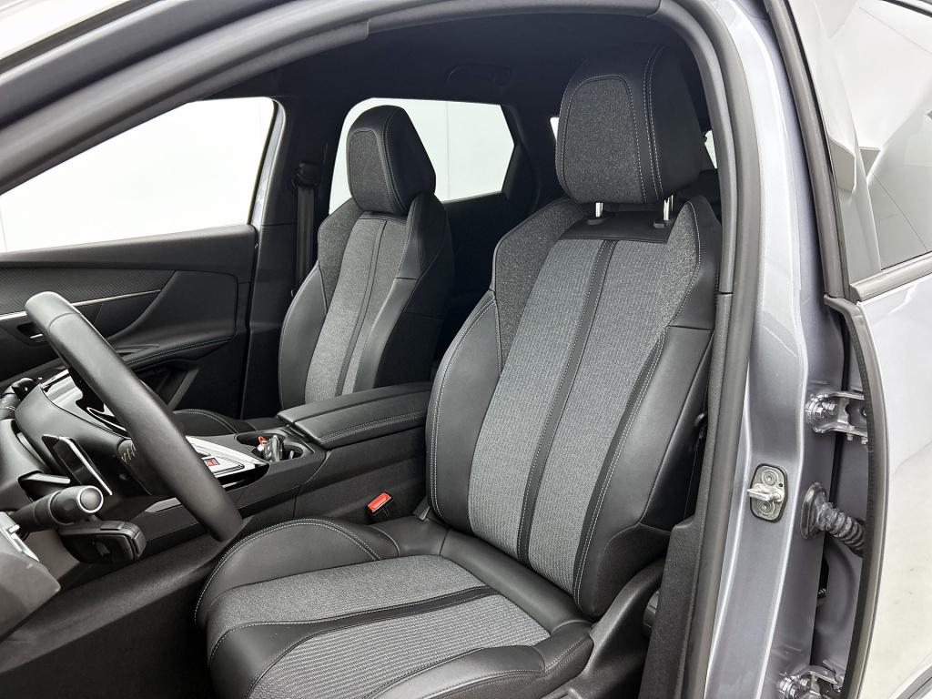 Peugeot 3008 plug-in hybrid 180 pk allure | rijklaar | adaptive cc |