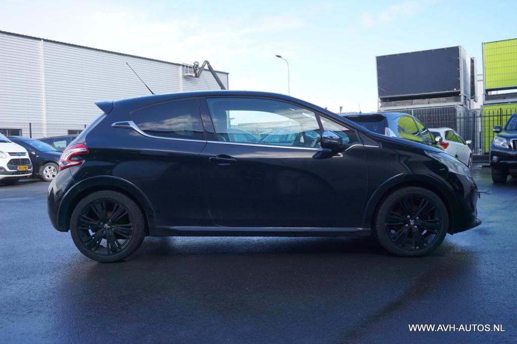 Peugeot 208 1.6 thp xy, motor defect!