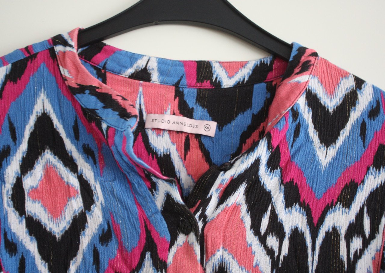 Kleurrijke blouse shit  maat xxL