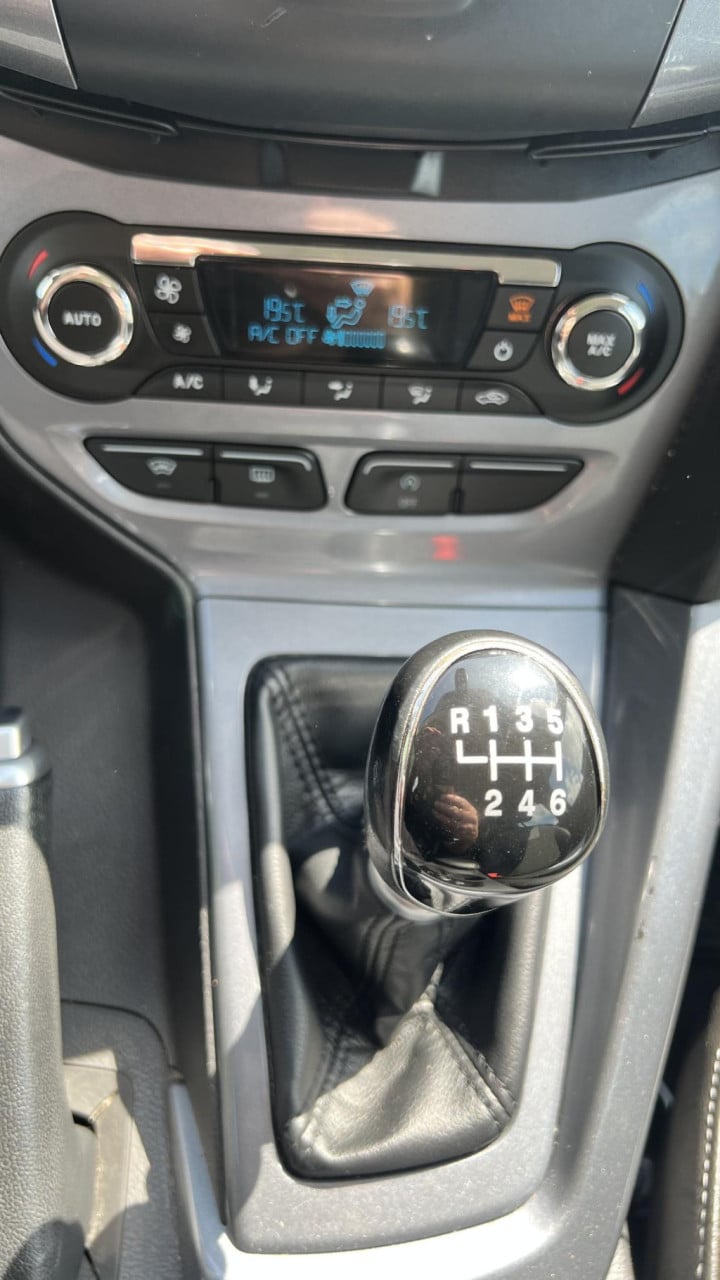 Ford Focus wagon 1.0 ecoboost titanium