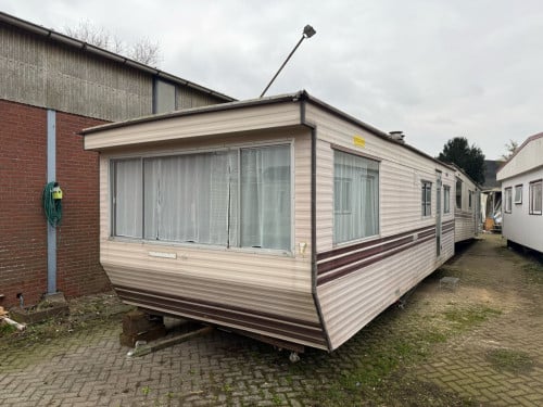 Nette Stacaravan 9/3 m... Met Transport