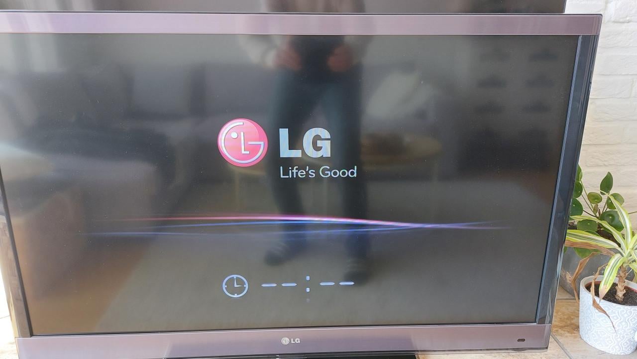 LG tv