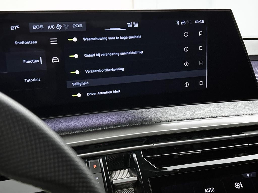 Peugeot 3008 hybrid 145pk automaat gt | rijklaar | elektrische achterkep | 