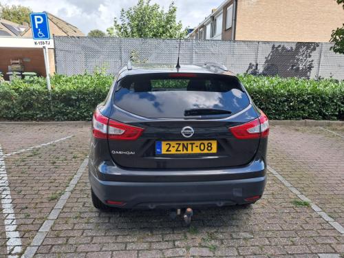 Auto nissan qashqai