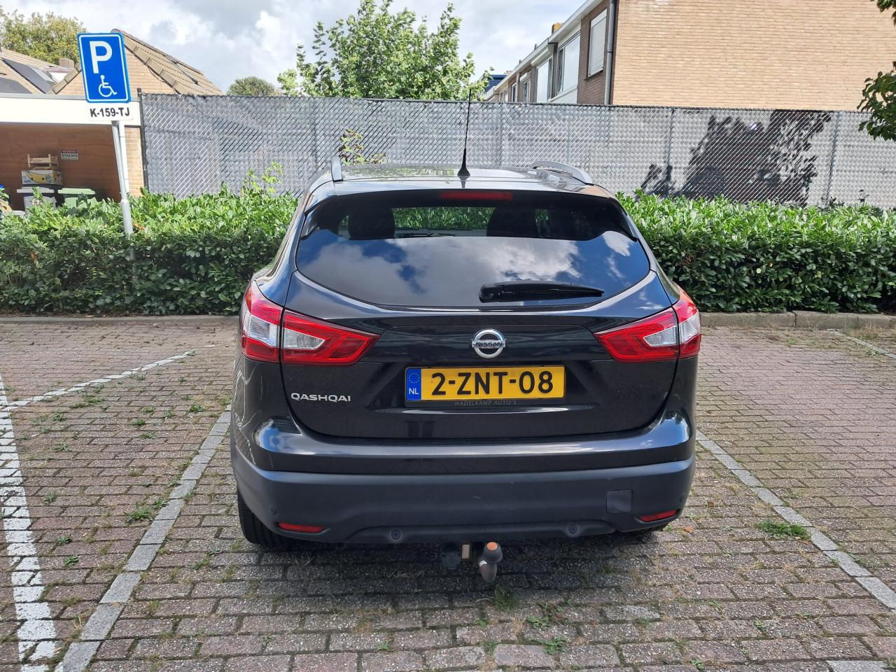 Auto nissan qashqai