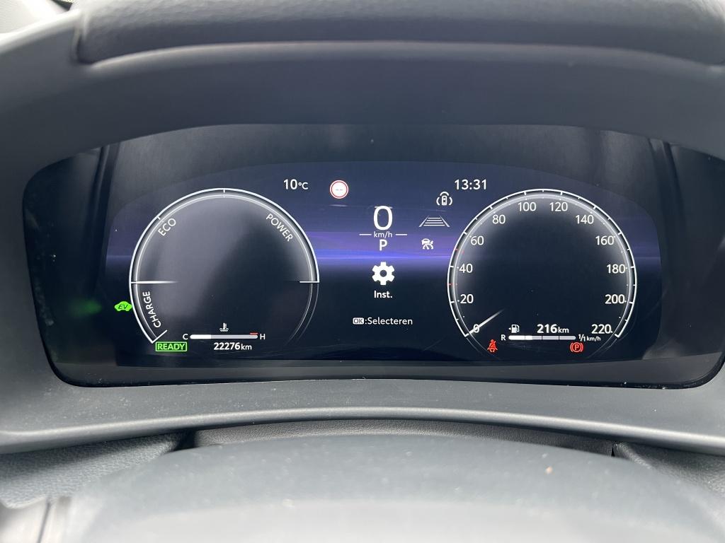 Toyota C-hr 1.8 hybrid 140 dyn