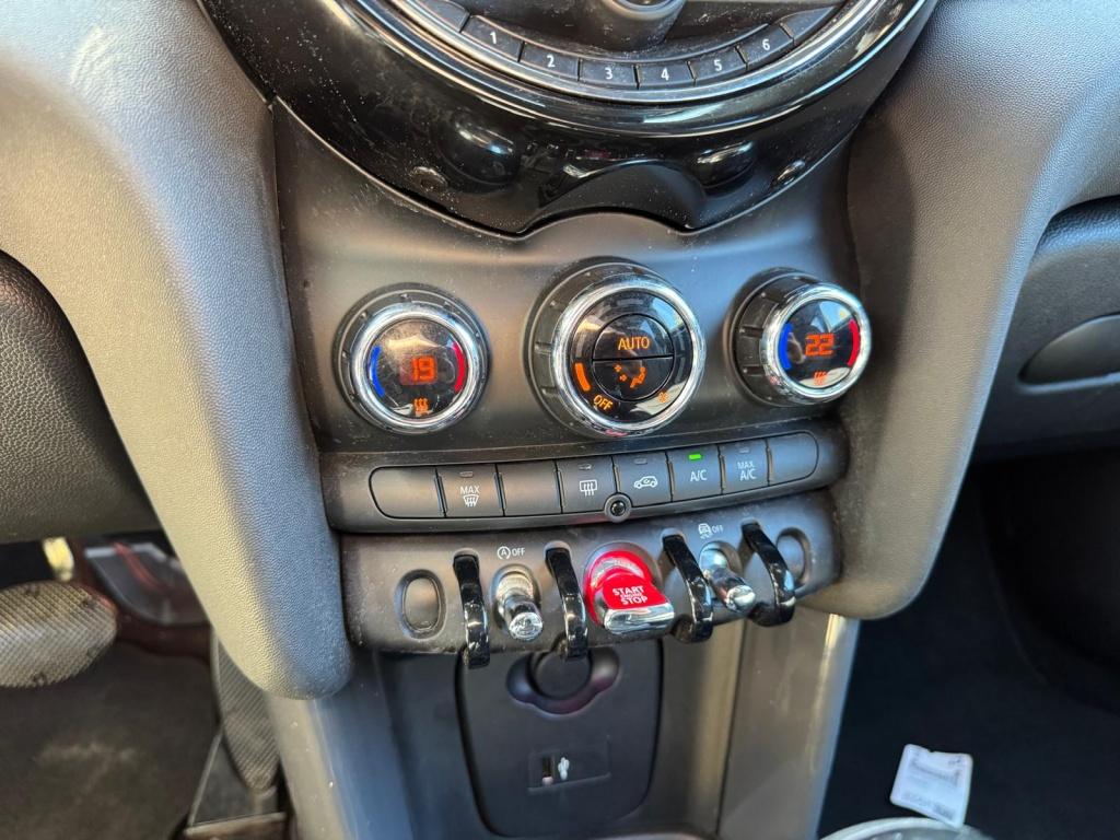 Mini 3-deurs mini 1.5 automaat