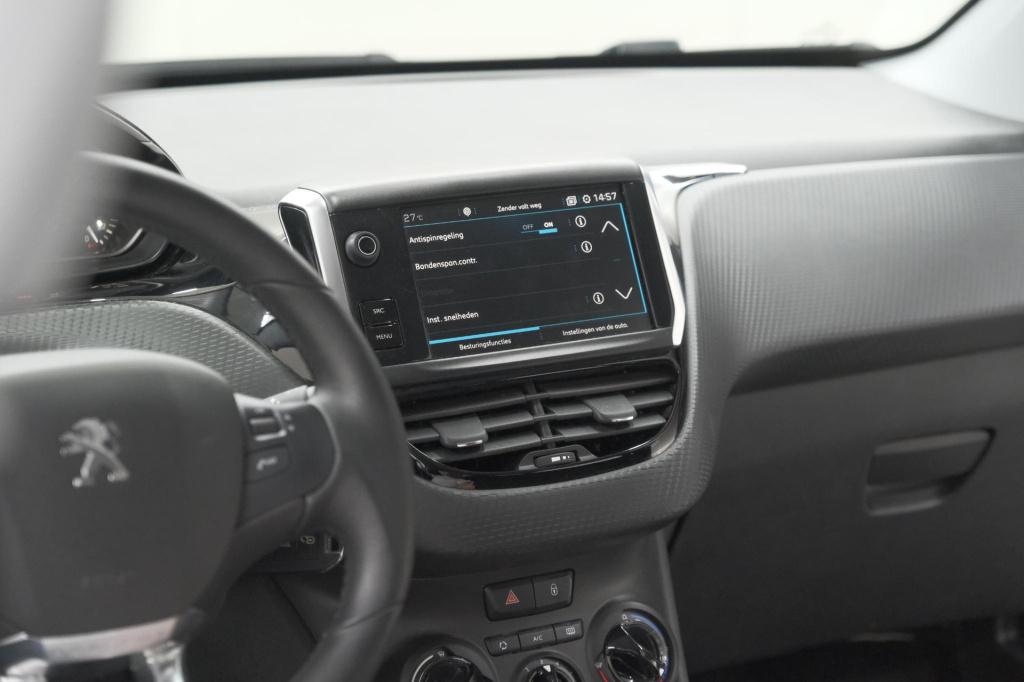 Peugeot 208 puretech 82 signature | parkeersensoren | apple carplay | navig