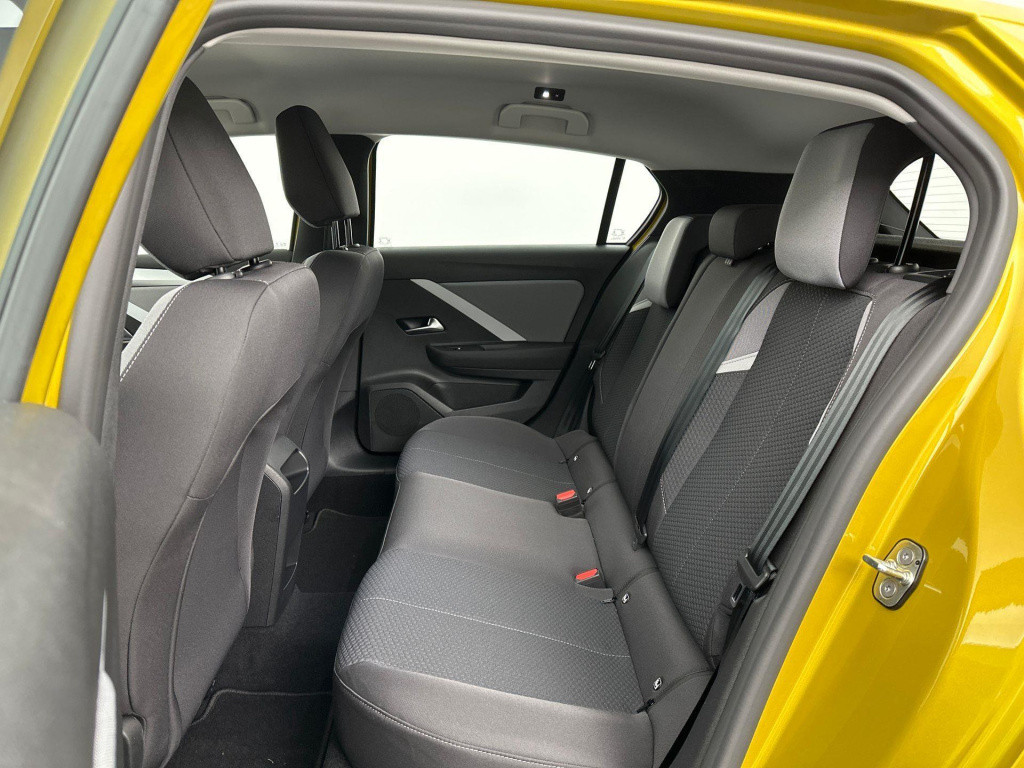 Opel Astra 1.2 level 2 | apple carplay/android auto | climate control | par