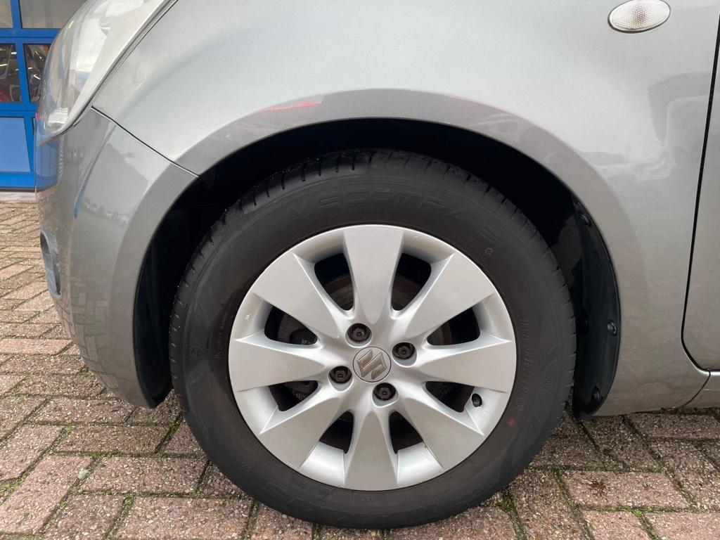 Suzuki Splash 1.2 exclusive