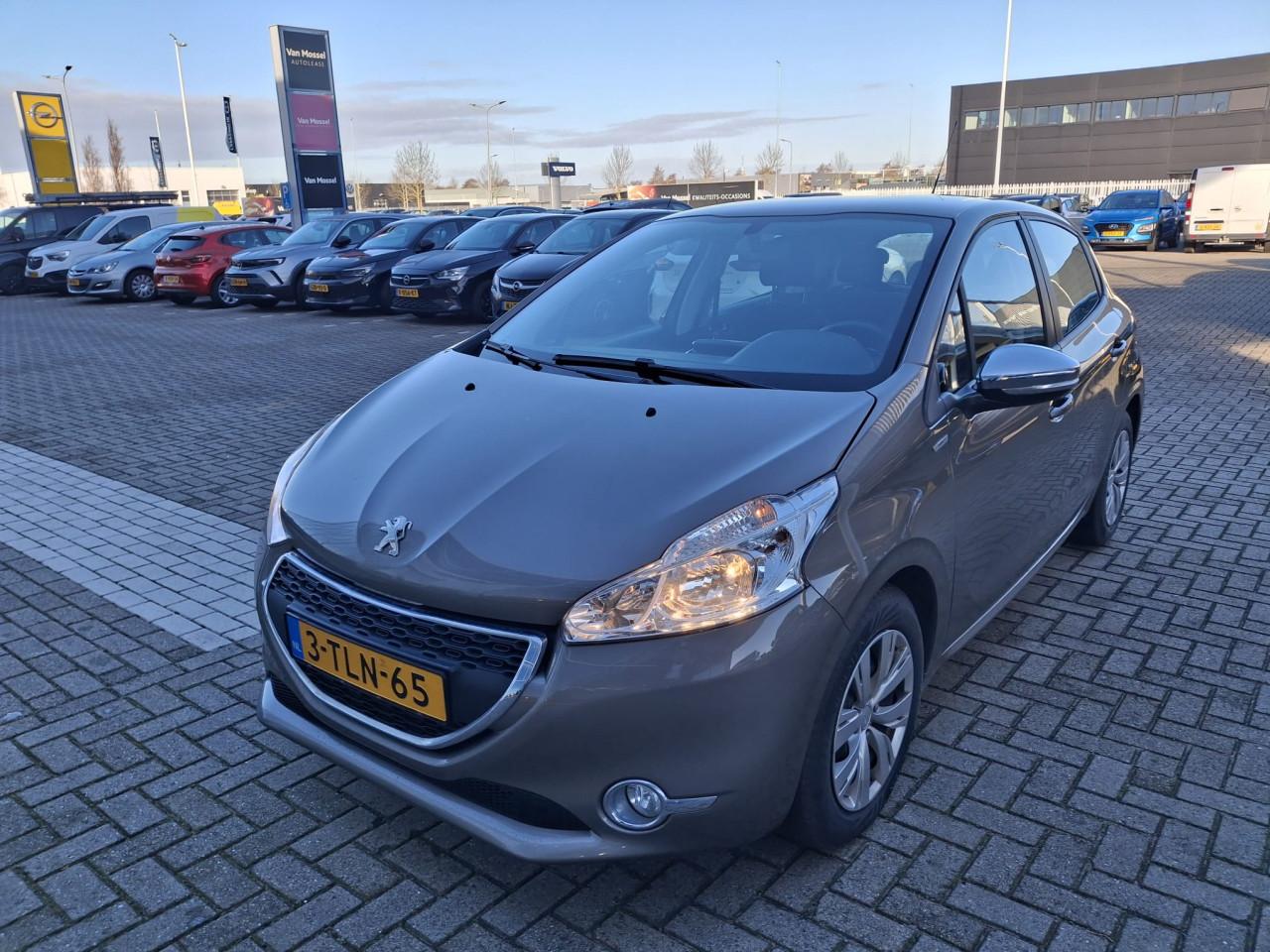 Peugeot 208 1.2 puretech 72.000km 2014