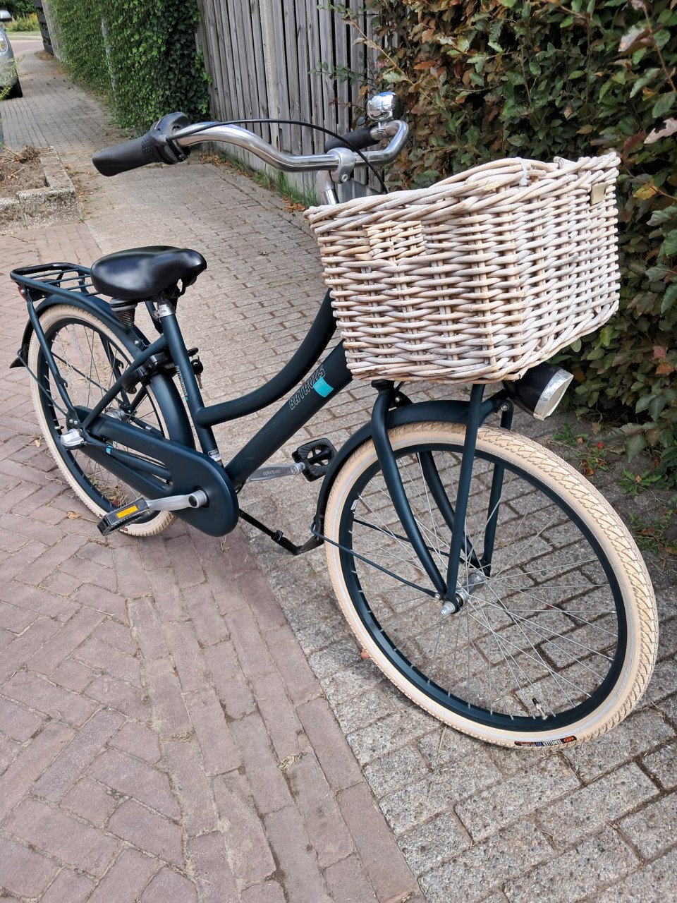 24 inch Batavus CNCTD Meisjesfiets