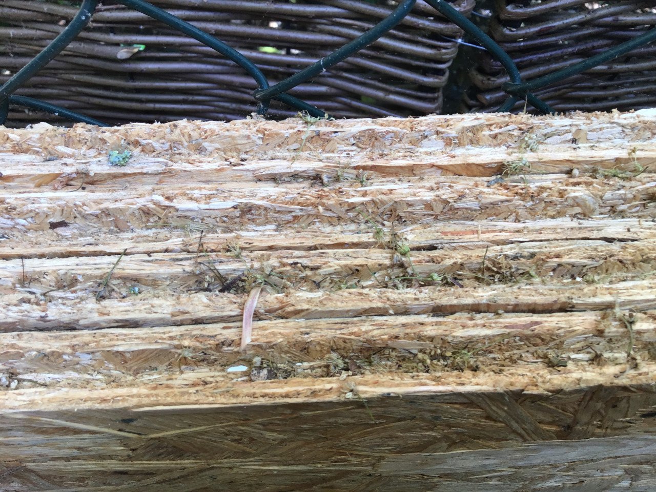 Gratis 4 bouwplaten en 2 planken