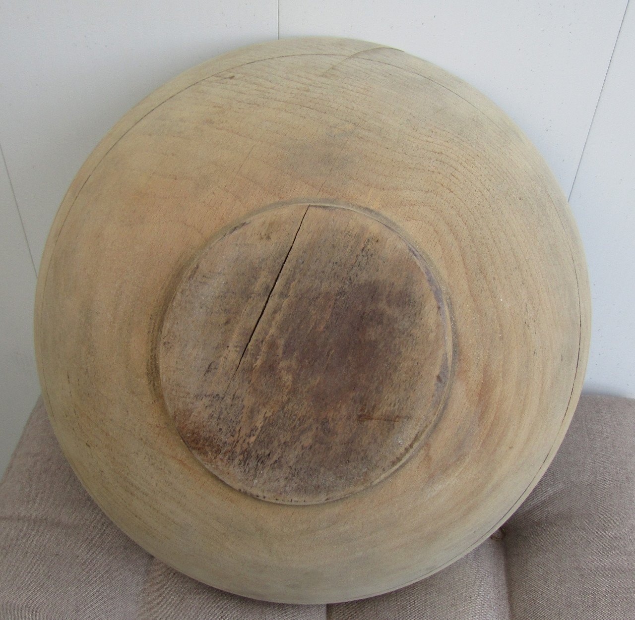 Oude Houten kom 25cm diameter.