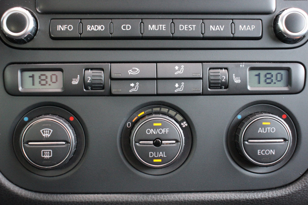 Volkswagen Golf 3.2 r32 | navi | xenon | dsg | 250pk | youngtimer