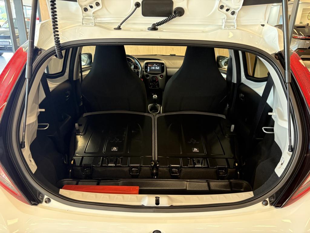 Toyota Aygo 1.0 vvt-i x-clusiv