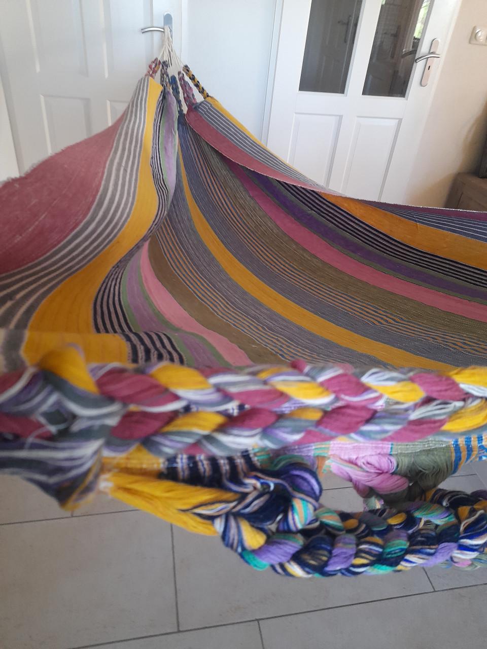 Hangmat ( NIEUW)  Stof is 125 x 2 meter met touw lengte 3 meter