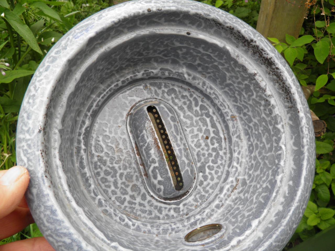 Petroleumstelletje gewolkt emaille, haller, met pit