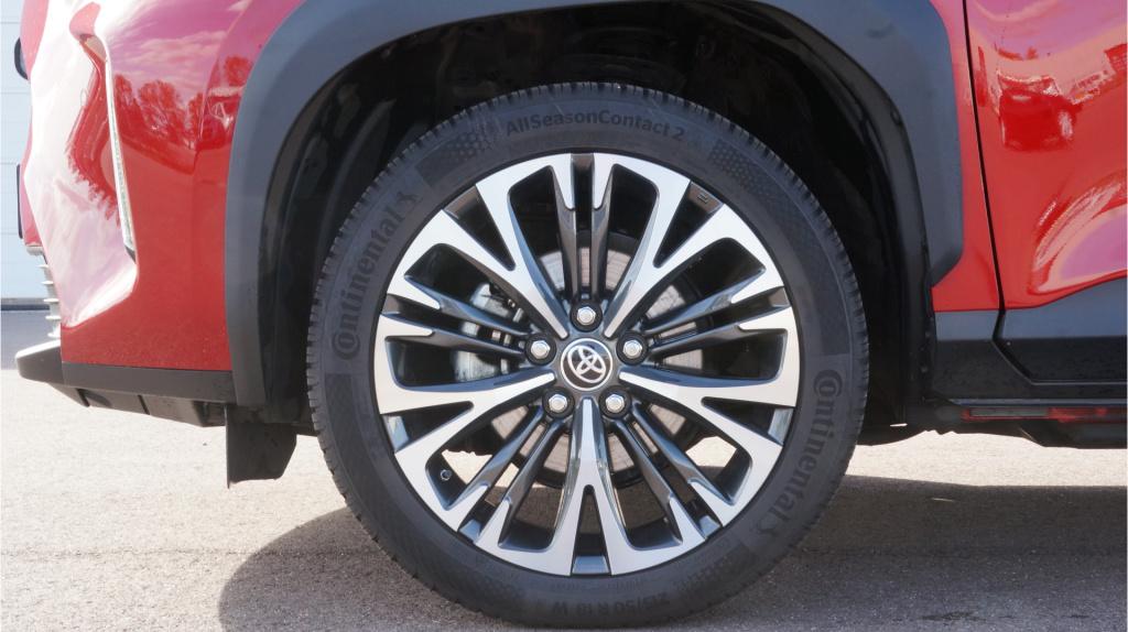 Toyota Yaris Cross 1.5 hybrid 130 executive rijklaar incl garantie