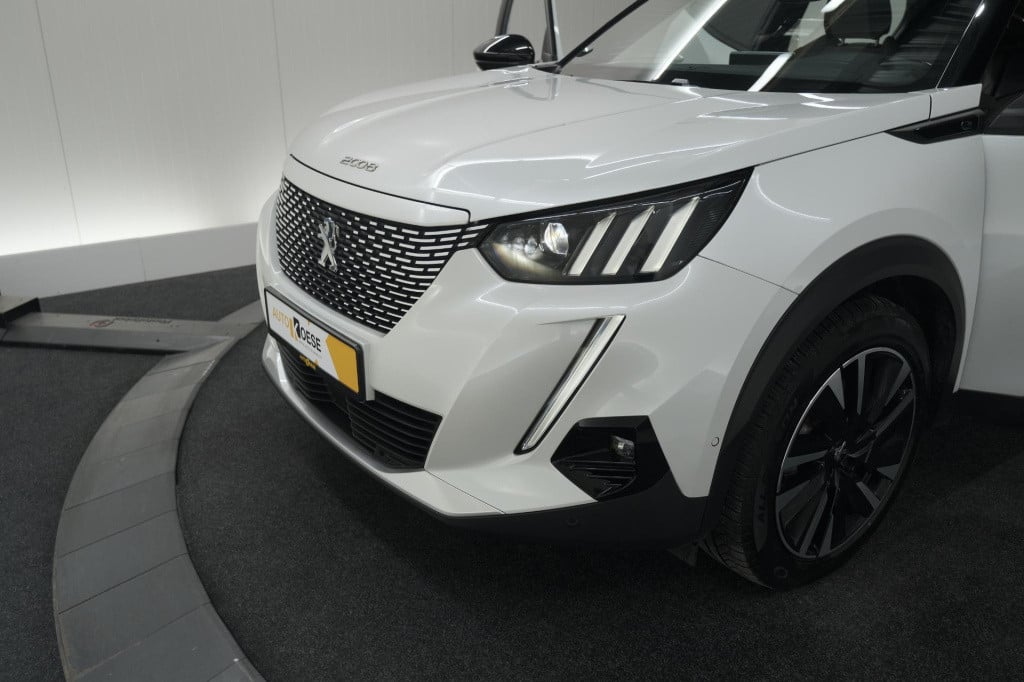 Peugeot E-2008 ev gt pack 50 kwh | schuif-/kanteldak | adaptieve cruise con