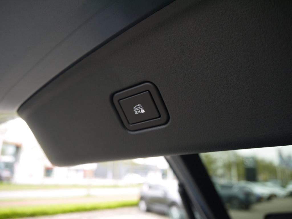 Mazda 6 6e takumi long range 80 kwh