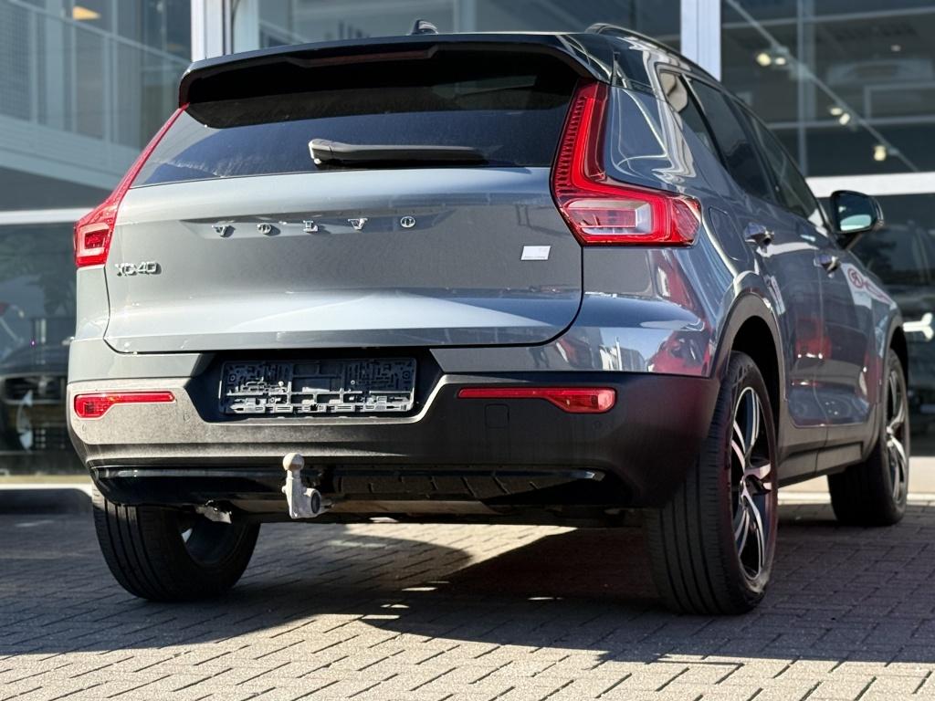 Volvo XC40 t4 211pk recharge r-design| pano| adap.cruise| trekhaak| camera