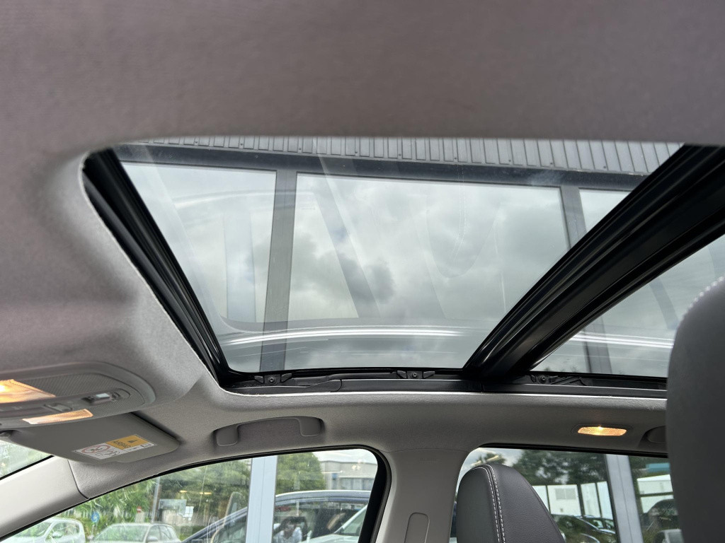 Suzuki Sx4 S-cross 1.5 hybrid allgrip style |panoramadak|apple carplay| tre