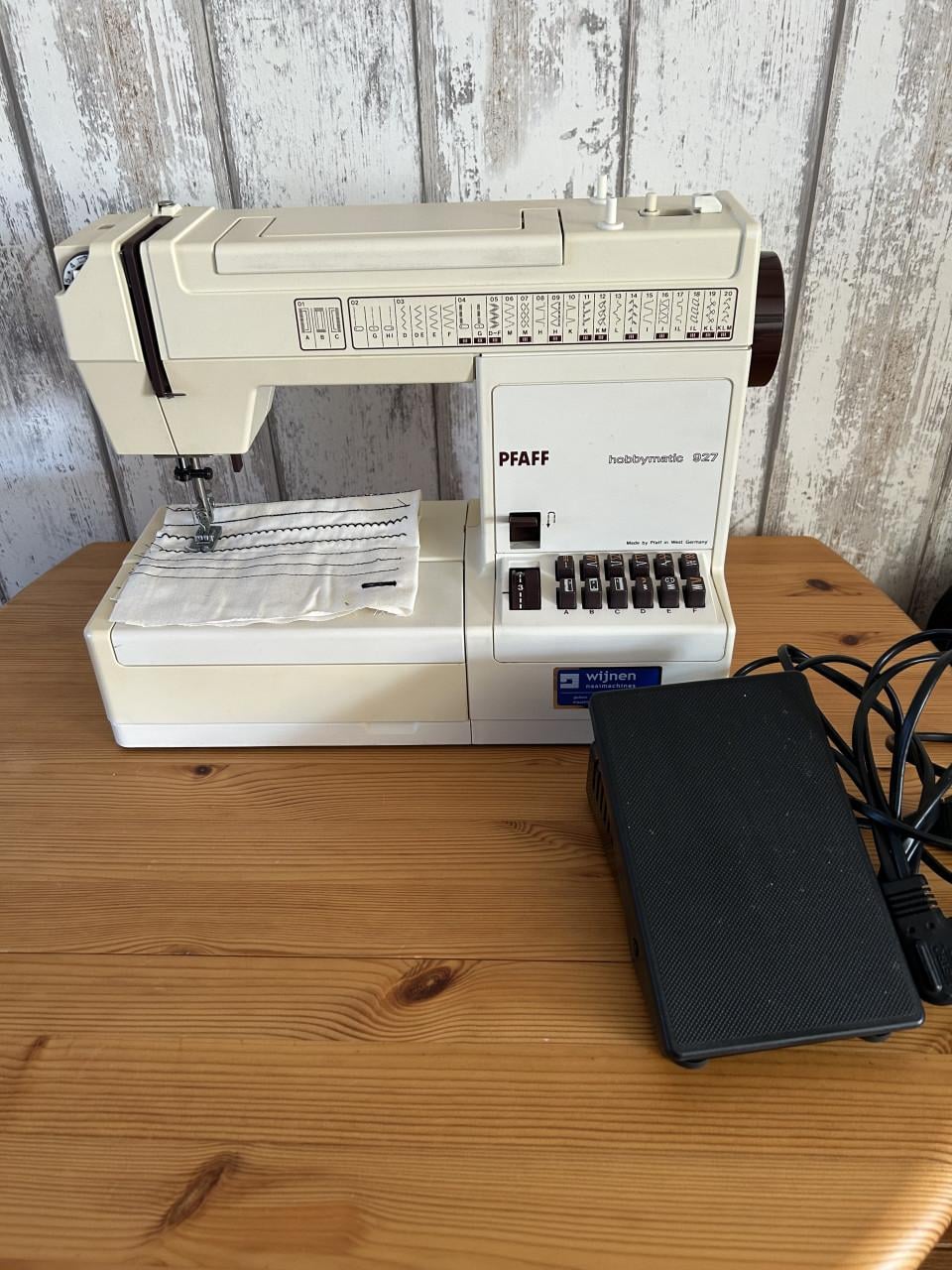 Pfaff Hobbymatic 927