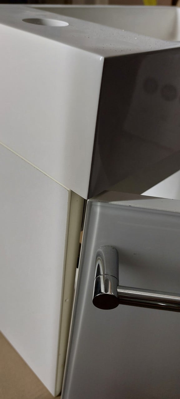 Toilet wastafel met meubel