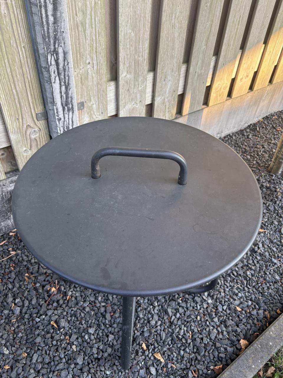 Bijzettafel tuin donker antraciet metaal