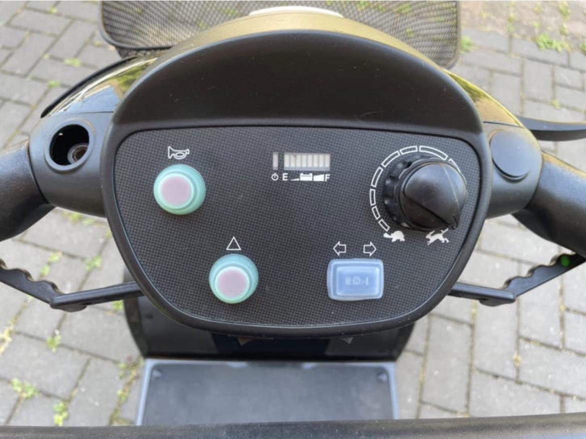 Scootmobiel ST4D, actieradius 25km