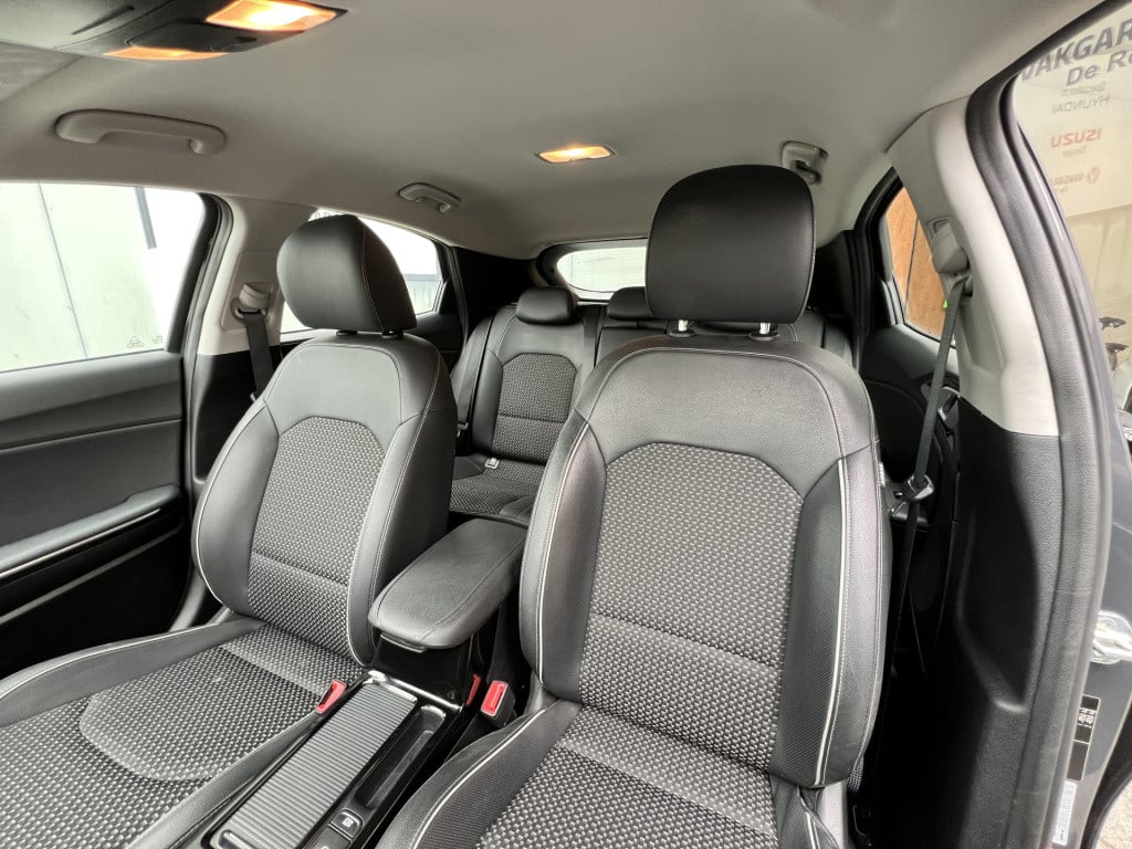 Kia Xceed 1.6 gdi phev dynamicplusline - apple/ android carplay | 18 inch |