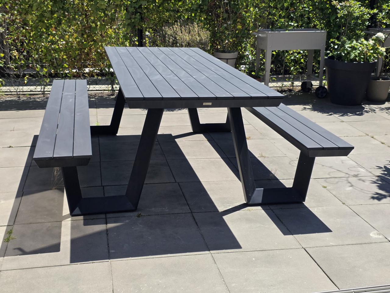Moderne aluminium picknicktafel