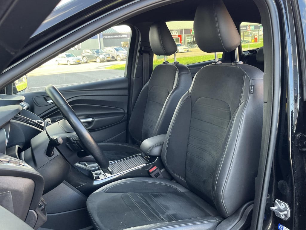 Ford Kuga 1.5 st-line 4wd | adaptive cruise control | climate control | tre