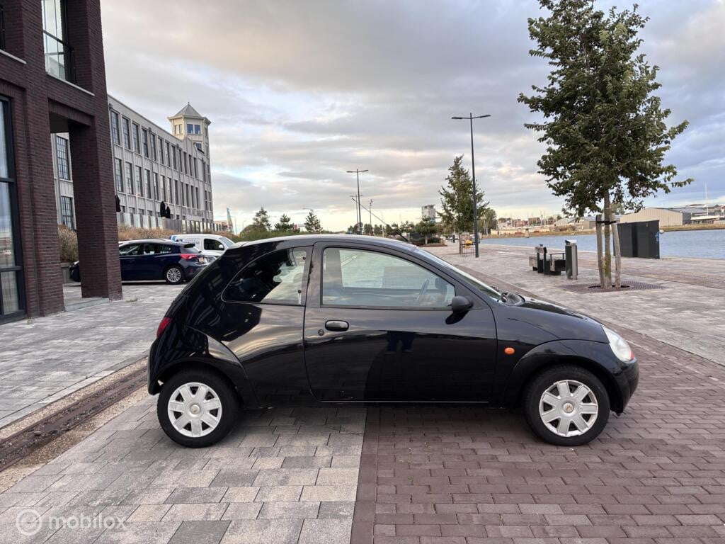 Ford Ka 1.3  des Bouvrie Airco km22.615 Nap BJ2005